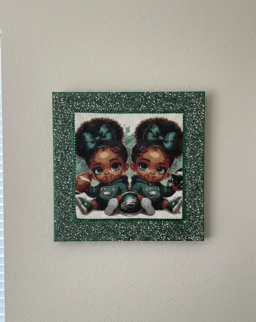 Twin Sisters Diamond Painting: Emerald Green Mosaic Wall Art