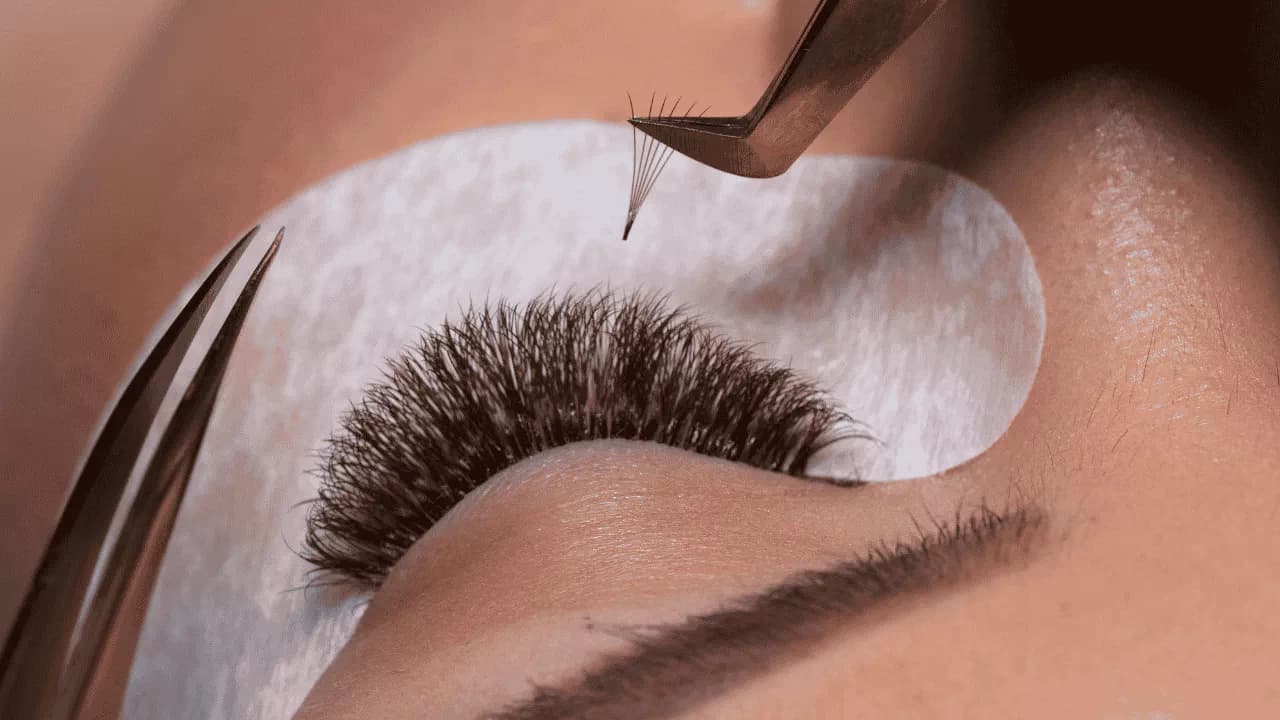 Cluster/tab lashes